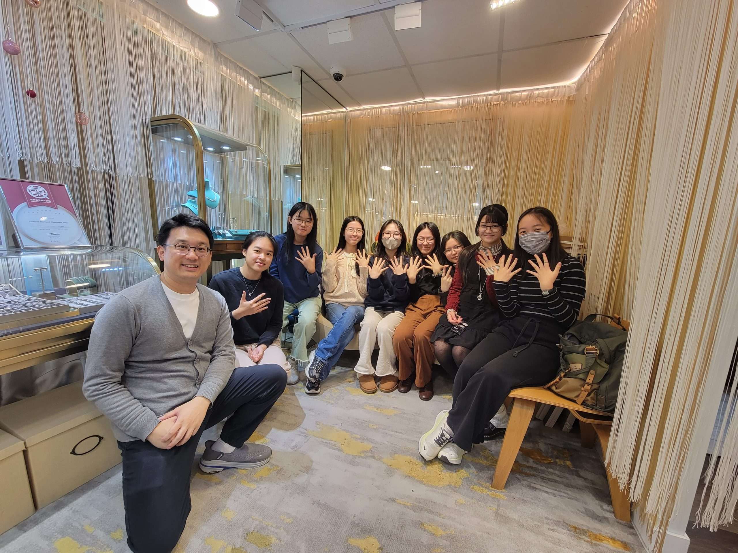 Job Shadowing@Lovebird Diamond